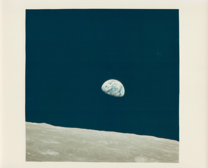Illustration for article titled 17 Vintage NASA Photos of Exploration in the Space Age